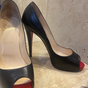 Authentic Christian Louboutin Very Prive heels.